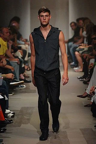 Look 15
